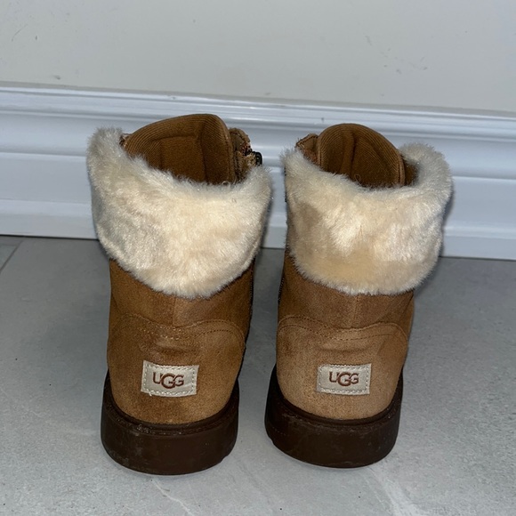 UGG AZELL HIKER WEATHER WATERPROOF WINTER BOOT - Picture 2 of 13
